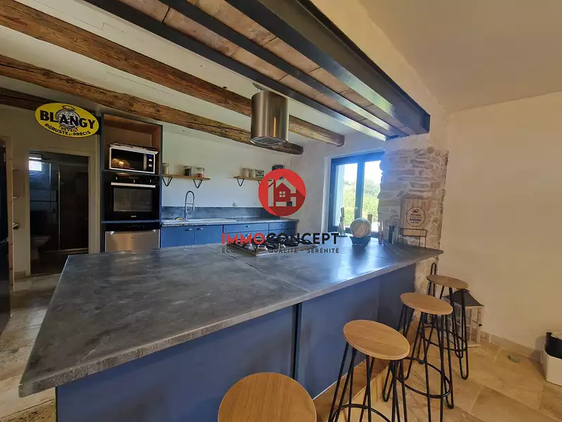Maison, 180 m²