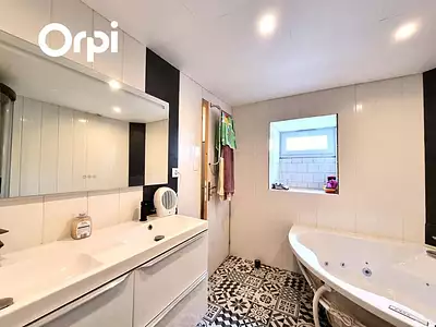 Maison, 121 m²