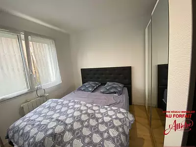 Immeuble, 170 m²