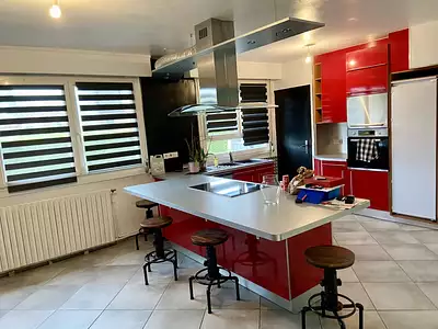 Maison, 230 m²