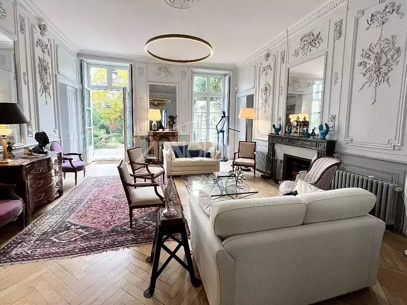 Appartement, 260 m²