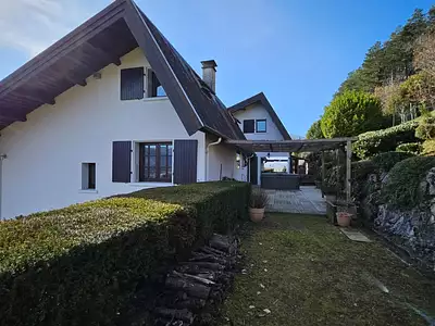 Maison, 252 m²