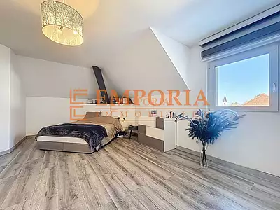 Maison, 280 m²