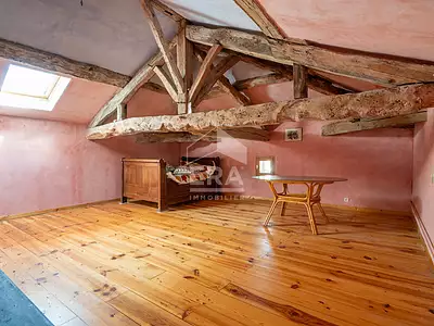 Maison, 225 m²
