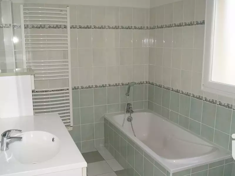 Maison, 176 m²