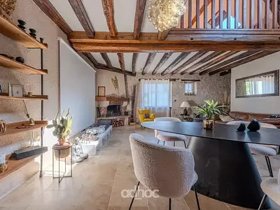 Maison, 220 m²