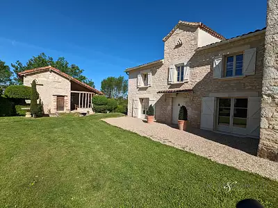 Maison, 360 m²