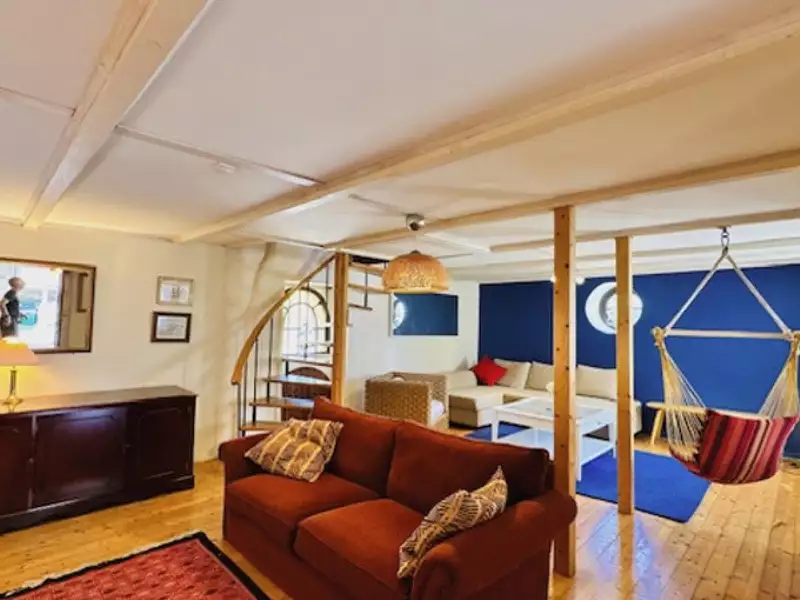 Maison, 230 m²