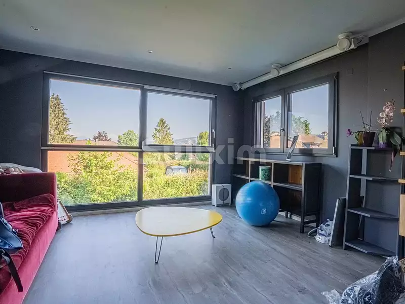 Maison, 197 m²