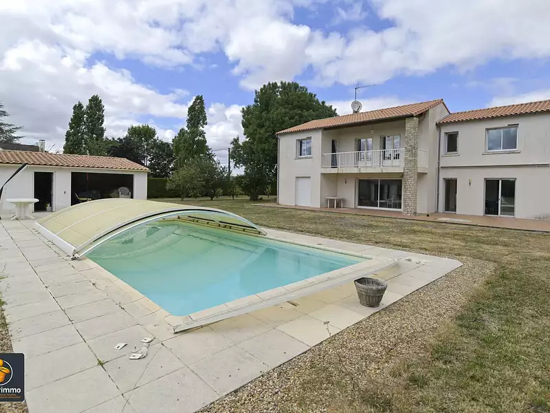 Maison, 236,04 m²