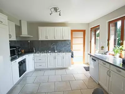 Maison, 179 m²