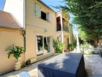 Maison, 160 m²