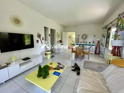 Maison, 260 m²