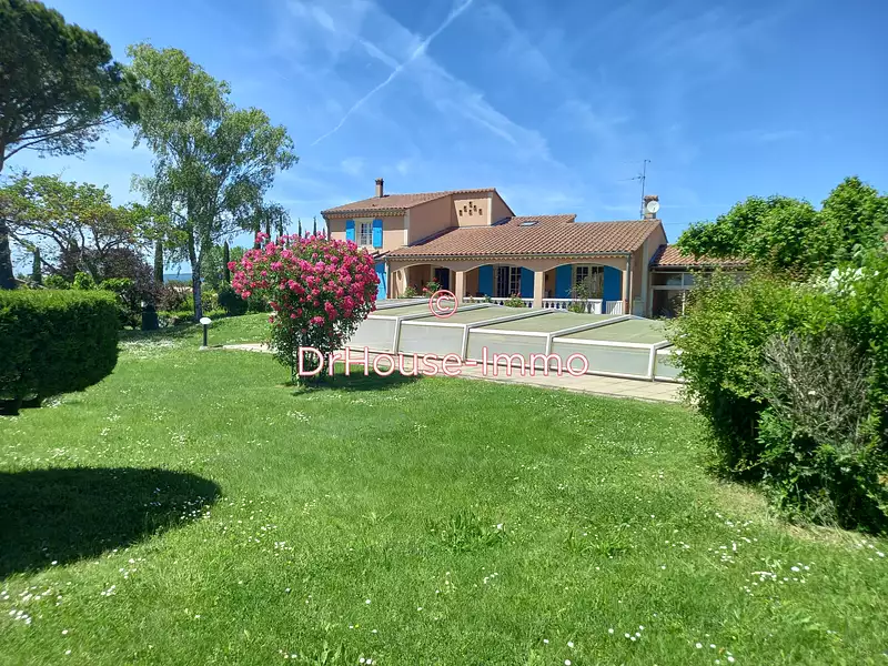 Maison, 140 m²