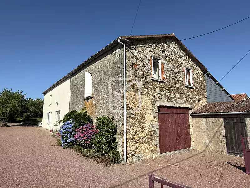 Maison, 222 m²