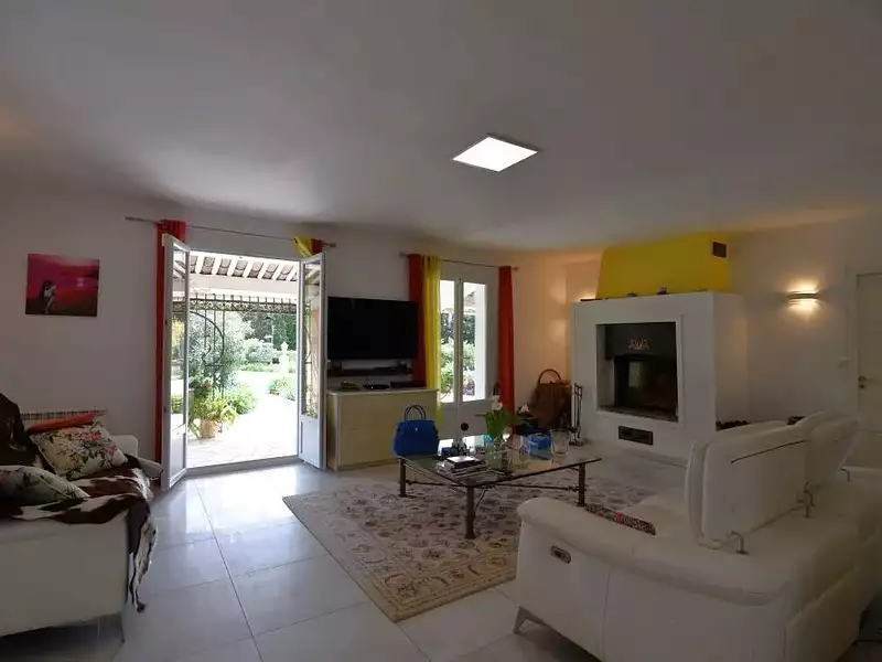 Maison, 213 m²