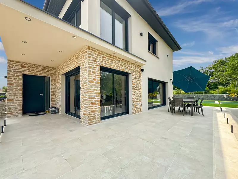 Maison, 180 m²