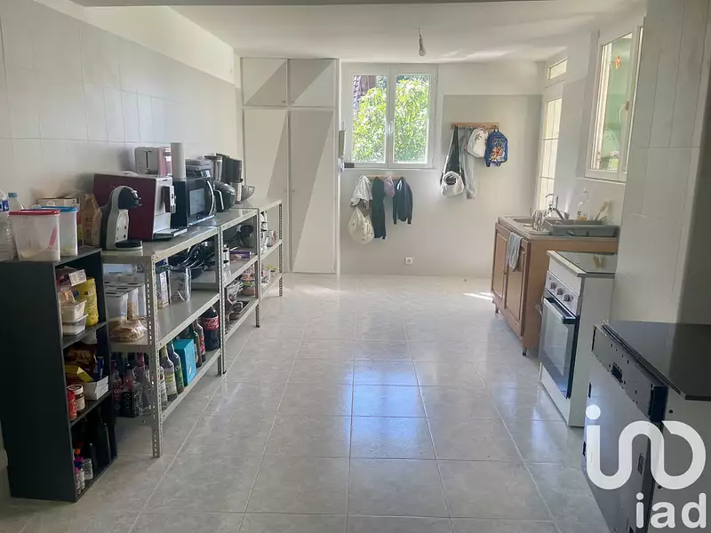 Maison, 230 m²