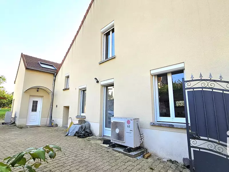 Maison, 144 m²