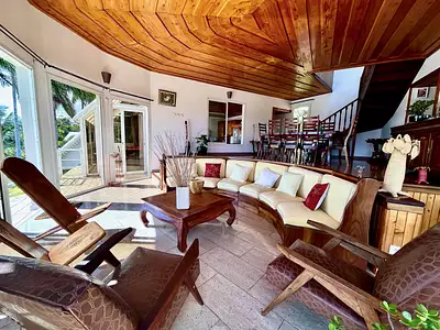 Maison, 230 m²