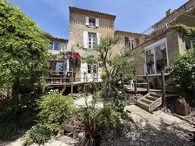 Maison, 274 m²