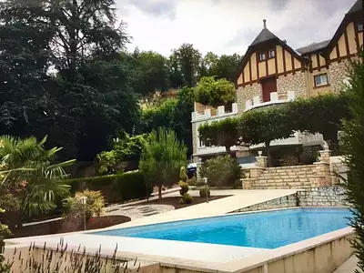Maison, 225 m²