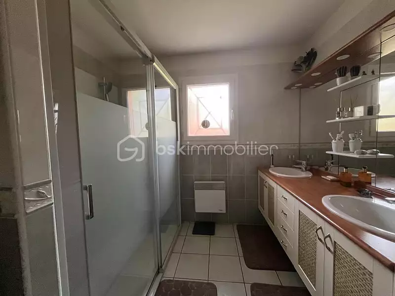 Maison, 135 m²