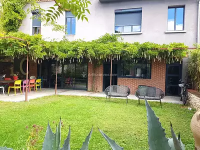 Maison, 267 m²