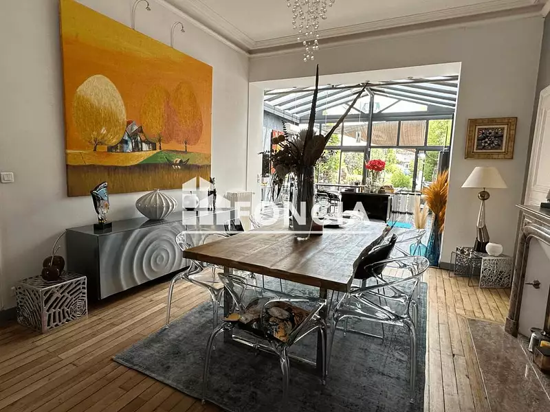 Maison, 274 m²