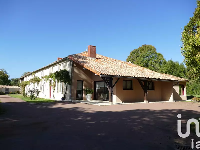 Maison, 290 m²