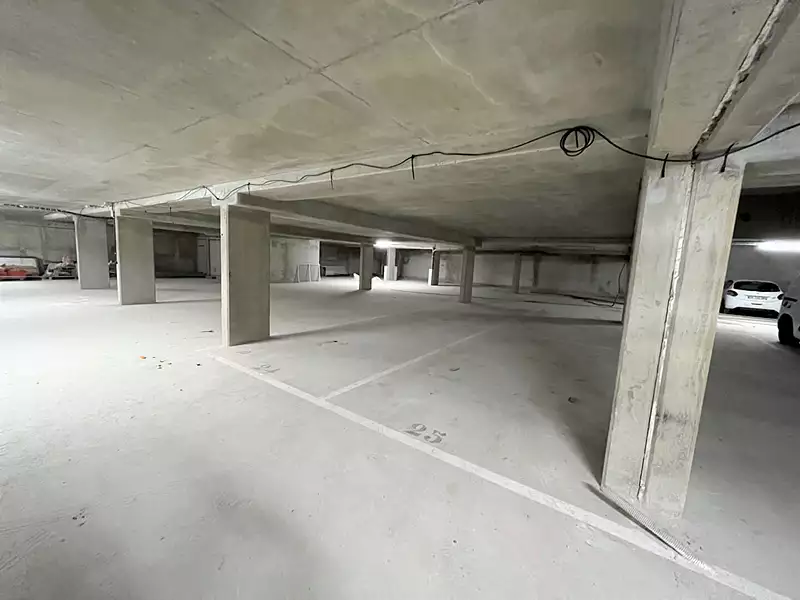 Parking, 12 m²