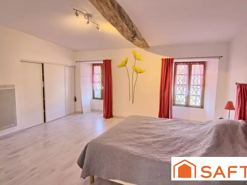 Immeuble, 289 m²