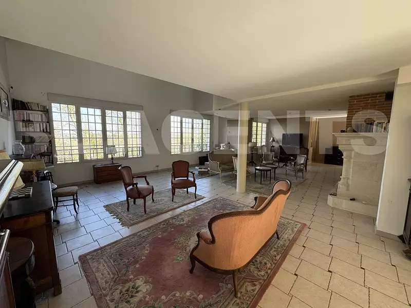 Maison, 300 m²