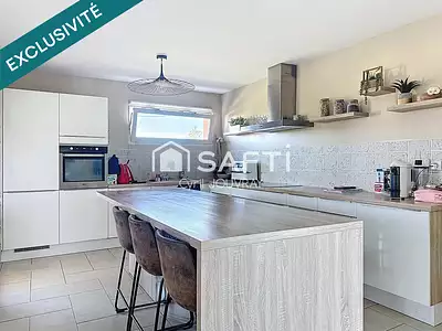 Maison, 156 m²