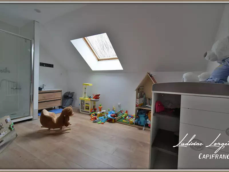 Maison, 192 m²