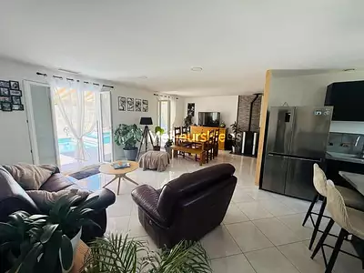 Maison, 102 m²