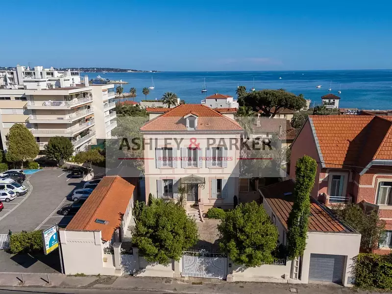 Maison, 400 m²