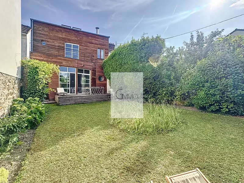 Maison, 185 m²