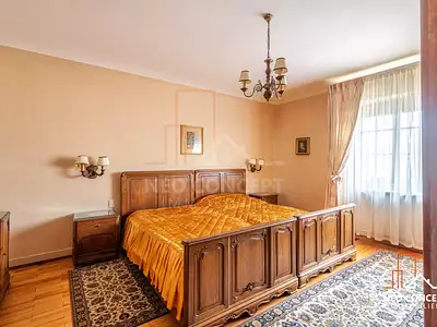 Maison, 200 m²