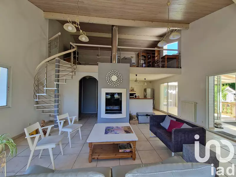 Maison, 186 m²
