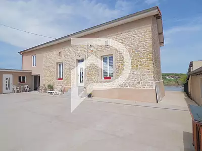 Maison, 261 m²