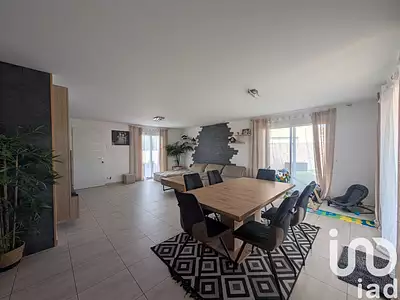 Maison, 114 m²