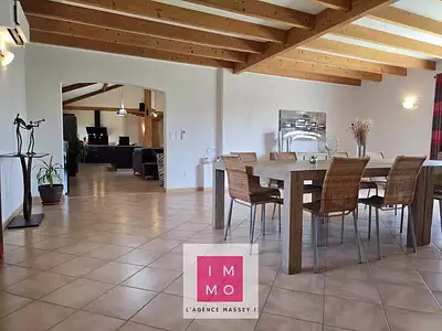 Maison, 211,82 m²