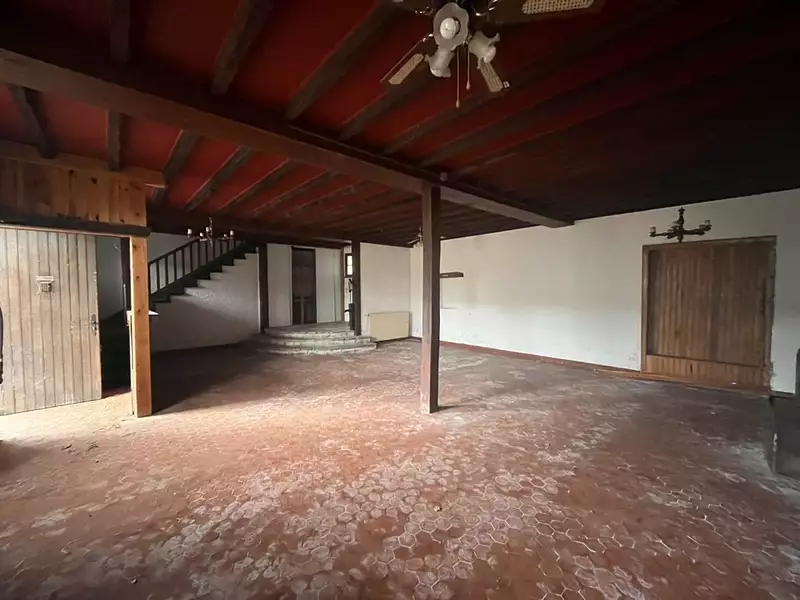 Immeuble, 1 000 m²