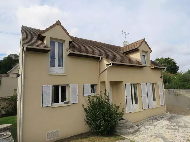 Maison, 144 m²