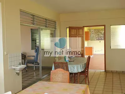 Maison, 197 m²