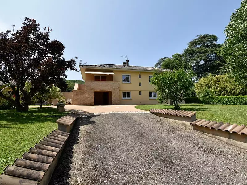 Maison, 171 m²