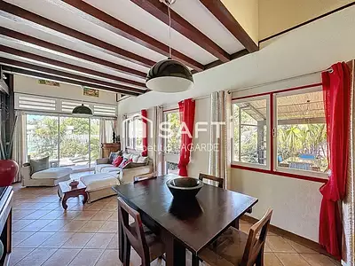 Maison, 146 m²