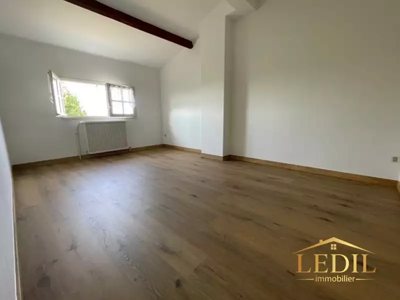 Maison, 136 m²