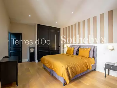 Maison, 245 m²